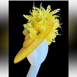 Yellow fascinator! It’s elegant and classy! Easy to wear. Contact for custom hat